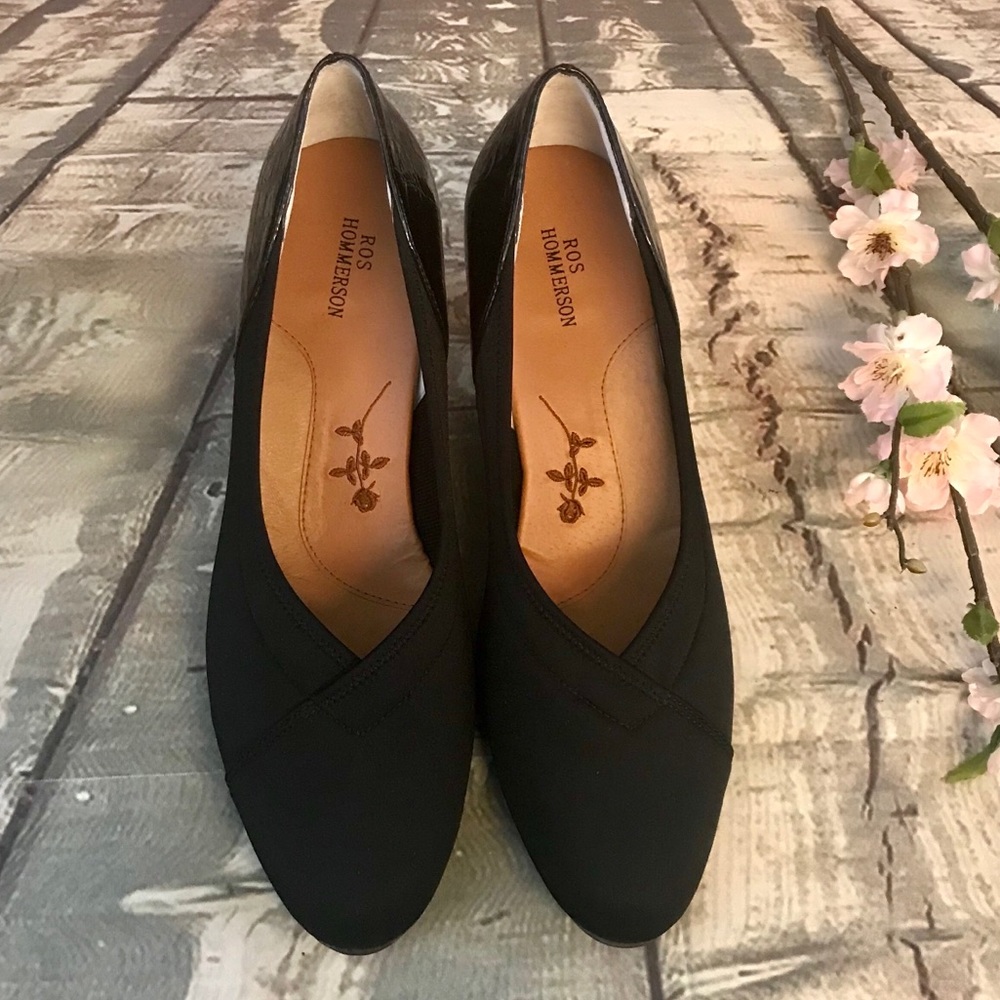 Ros Hommerson Black Women’s Low Heel Pumps